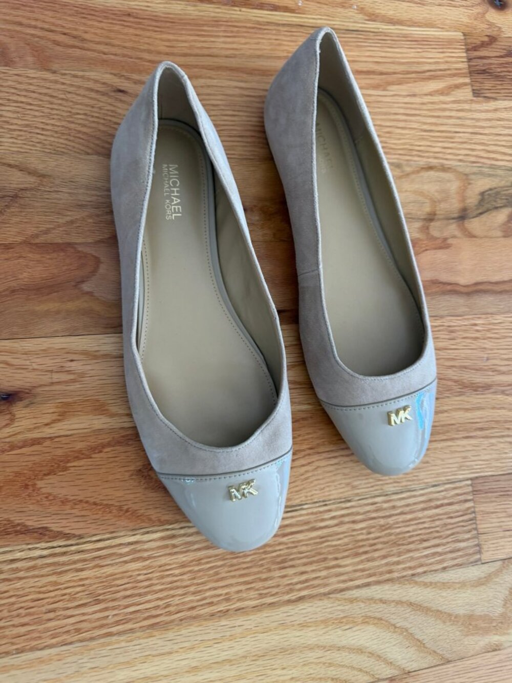 Michael Kors ballet flats NEW size 8.5 flats Bisque